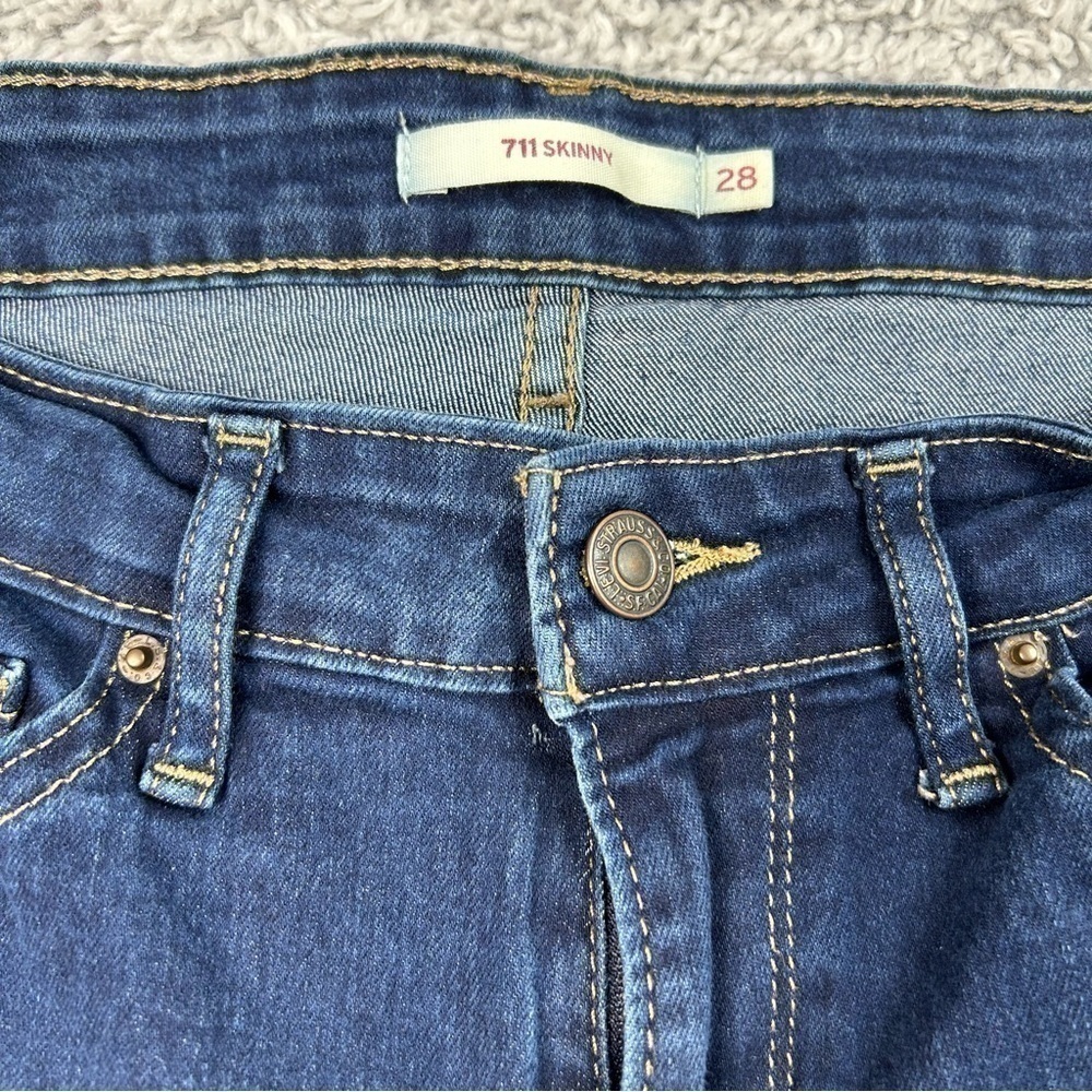 Levi's Jeans Womens 28 Basic 711 Skinny Dark Wash Classic Casual Denim Ankle - Picture 2 of 4